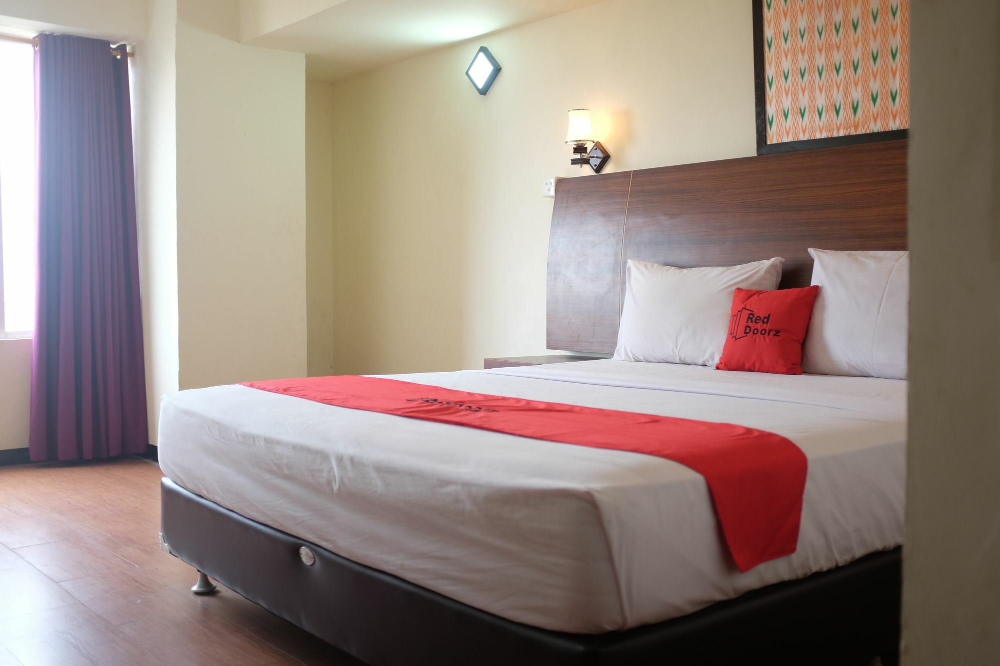 Reddoorz Near Senen Hotel